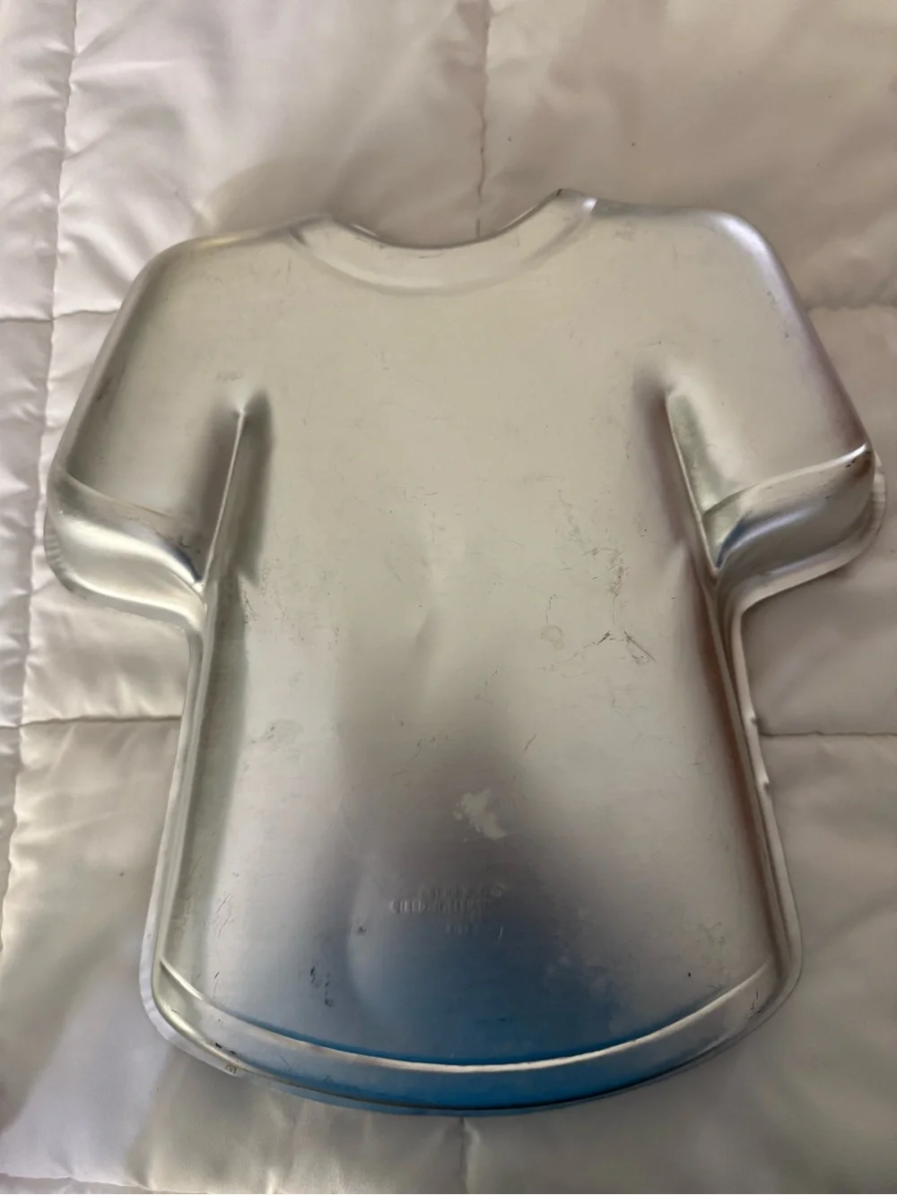T-Shirt Shaped Cake Pan - Silver Aluminum